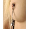 Pince tétons clochette sur téton femme vue 2