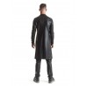 Manteau homme slim vu de dos loin