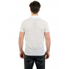 Chemise blanche homme à rayures de dos sur homme